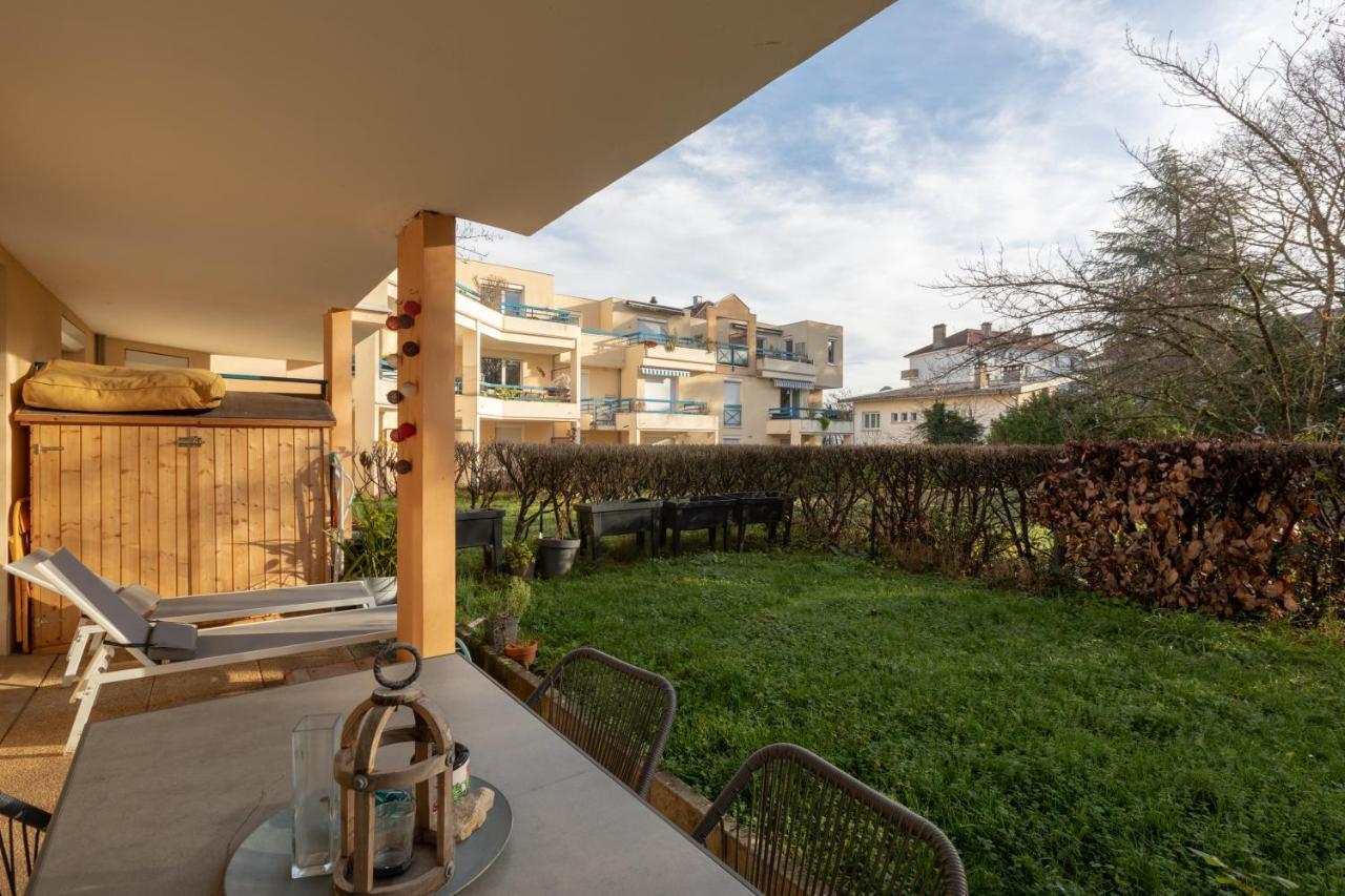 Appartement Tres Calme, Terrasse & Jardin En Ville 贝桑松 外观 照片